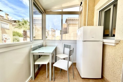 Villa till salu i Villamartin, Alicante, Spanien 5 sovrum, 145 kvm. Nr. 196163 - foto 20