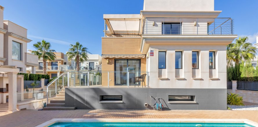 Villa La Zenia, Alicante, Spagna 5 camere da letto, 296 mq. N° 133952