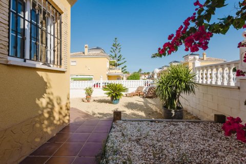 Lägenhet till salu Lo Crispin, Alicante, Spanien 3 sovrum, 103 kvm. Nr. 139703 - foto 18