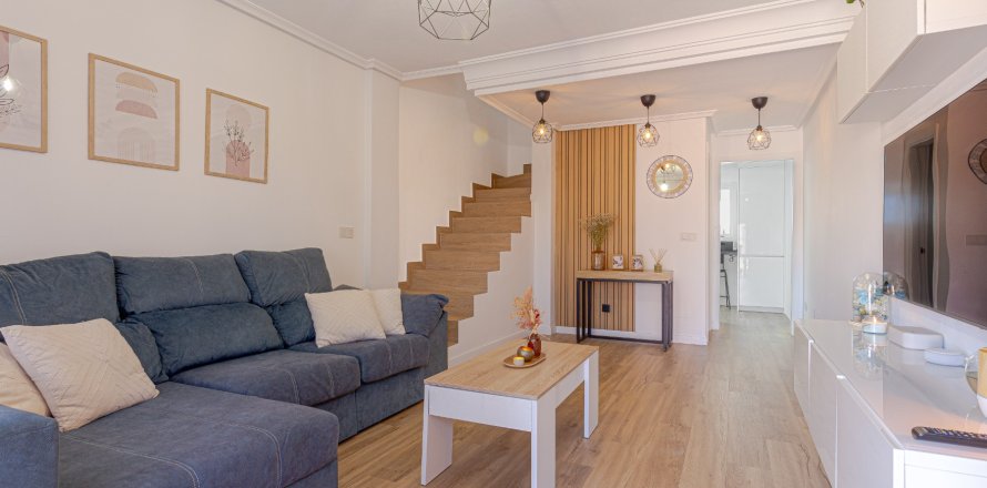 Вилла в Торревьеха, Аликанте, Испания 2 спальни, 80м2 №143643