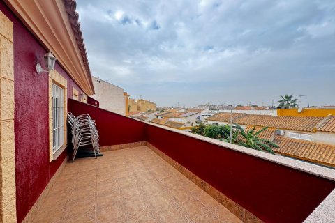 Villa till salu i Los Alcazares, Murcia, Spanien 4 sovrum, 160 kvm. Nr. 143640 - foto 18