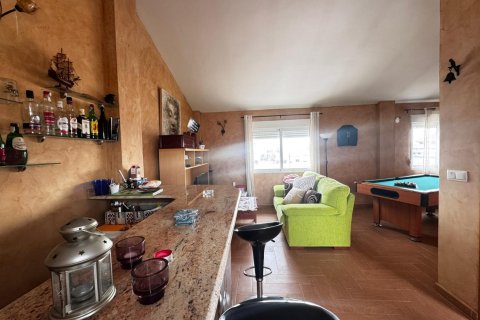 Villa till salu i Los Alcazares, Murcia, Spanien 4 sovrum, 160 kvm. Nr. 143640 - foto 3