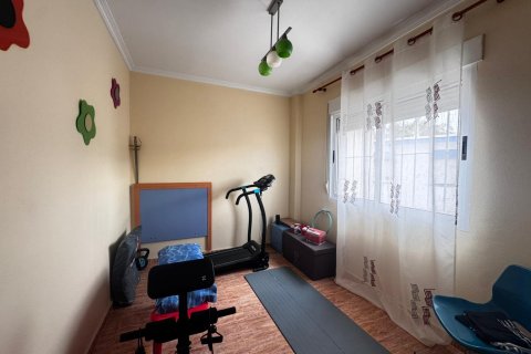 Villa till salu i Los Alcazares, Murcia, Spanien 4 sovrum, 160 kvm. Nr. 143640 - foto 12