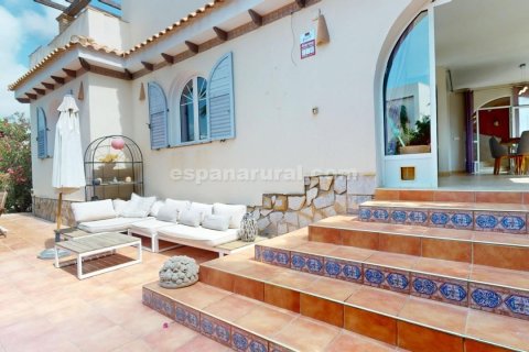 Willa w Alicante, Hiszpania 5 sypialni, 220 mkw. nr 143638 – zdjęcie 3