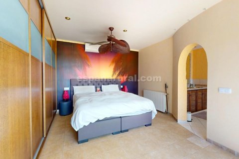 Willa w Alicante, Hiszpania 5 sypialni, 220 mkw. nr 143638 – zdjęcie 23