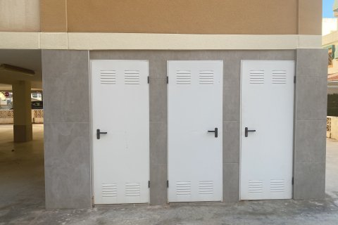 Lägenhet till salu i Santa Pola, Alicante, Spanien 3 sovrum, 99 kvm. Nr. 143641 - foto 16