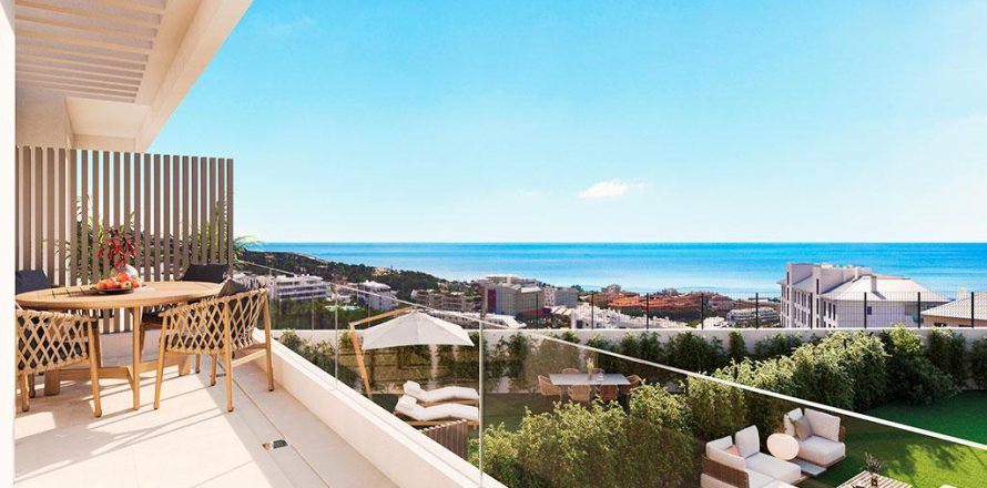 Kaupunkipientalo Fuengirola, Malaga, Espanja 3 makuuhuonetta, 171 m2 No. 173465