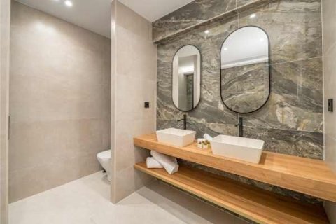 Apartment for sale in Madrid, Spain 2 bedrooms, 135 sq.m. No. 165462 - photo 9