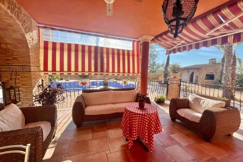 House for sale in Rojales, Alicante, Spain 4 bedrooms, 450 sq.m. No. 165461 - photo 17