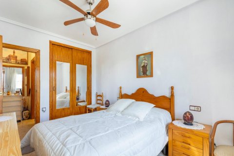 Bungalow in vendita a Torrevieja, Alicante, Spagna 4 camere da letto, 87 mq. N° 165460 - foto 12