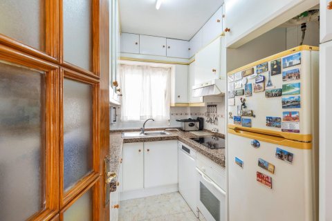 Bungalow in vendita a Torrevieja, Alicante, Spagna 4 camere da letto, 87 mq. N° 165460 - foto 9