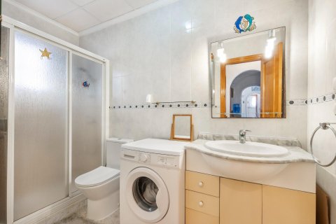 Bungalow in vendita a Torrevieja, Alicante, Spagna 4 camere da letto, 87 mq. N° 165460 - foto 14