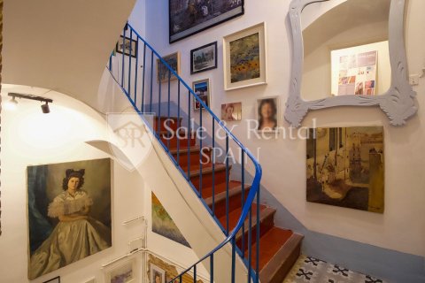 House for sale in Sant Feliu de Guixols, Girona, Spain 6 bedrooms, 190 sq.m. No. 166419 - photo 18