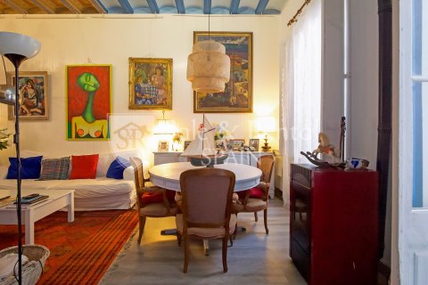 House for sale in Sant Feliu de Guixols, Girona, Spain 6 bedrooms, 190 sq.m. No. 166419 - photo 3