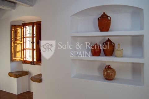 Māja pārdošanā Llagostera, Girona, Spānijā 6 istabas, 470 m2 Nr. 166424 - attēls 22