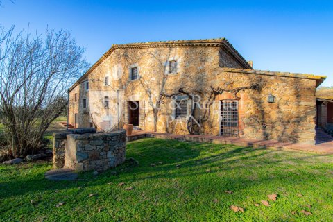 Māja pārdošanā Llagostera, Girona, Spānijā 6 istabas, 470 m2 Nr. 166424 - attēls 2