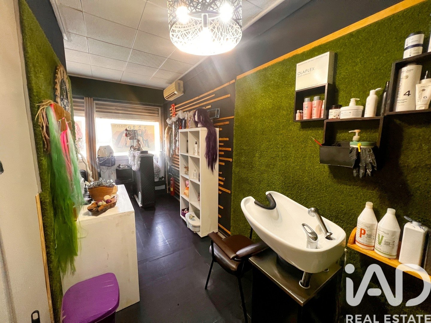 Proprietà commerciale a Vallirana, Barcelona, Spagna 4 camere da letto, 84 mq. N° 185362