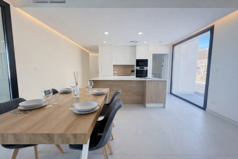 Villa for sale in Murcia, Spain 2 bedrooms, 131 sq.m. No. 164692 - photo 19