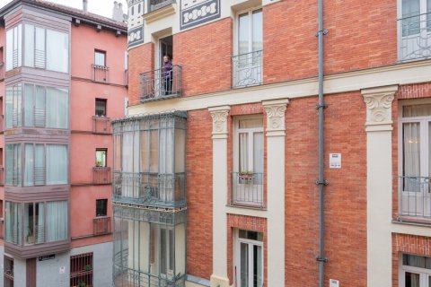 Dzīvoklis pārdošanā Madrid, Spānijā 1 istaba, 68 m2 Nr. 108312 - attēls 10