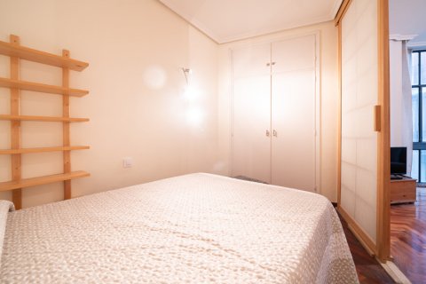 Dzīvoklis pārdošanā Madrid, Spānijā 1 istaba, 68 m2 Nr. 108312 - attēls 20