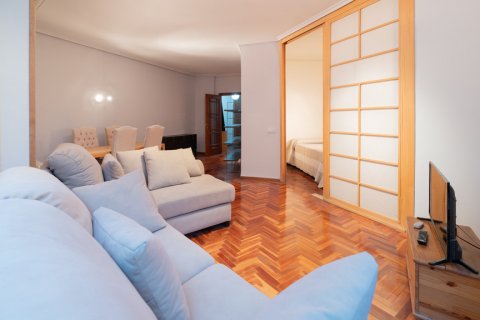 Dzīvoklis pārdošanā Madrid, Spānijā 1 istaba, 68 m2 Nr. 108312 - attēls 4
