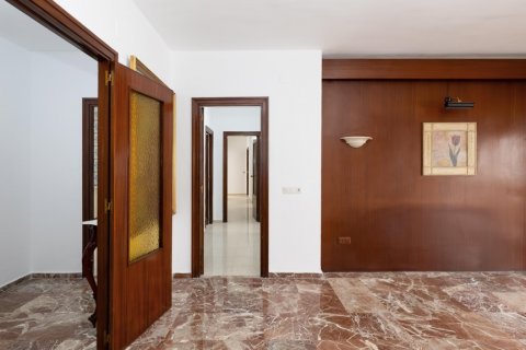 Wohnung zum Verkauf Jerez de la Frontera, Cadiz, Spanien 5 Schlafzimmer, 188 m2 Nr. 108318 - Foto 12