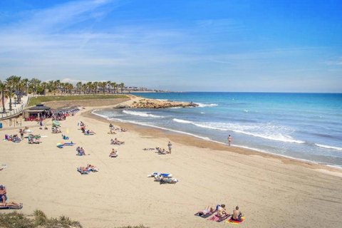 Apartamento en venta en Orihuela, Alicante, España 3 dormitorios, 130 m2 No. 176436 - foto 12
