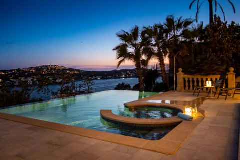 Villa for sale Santa Ponsa, Mallorca, Spain 4 bedrooms, 373 sq.m. No. 113788 - photo 1