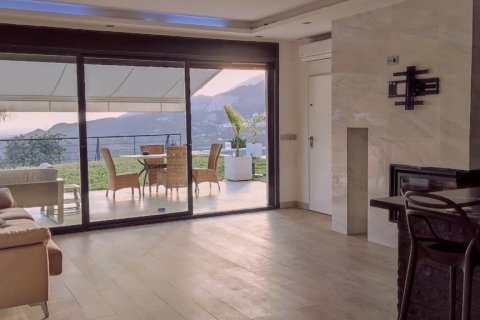 Villa en venta en Ojén, Málaga, España 2 dormitorios, 109.67 m2 No. 166189 - foto 8