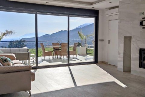 Villa en venta en Ojén, Málaga, España 2 dormitorios, 109.67 m2 No. 166189 - foto 4