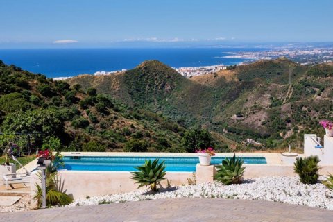 Villa Ojen, Malaga, Spānijā 2 istabas, 109.67 m2 Nr. 166189