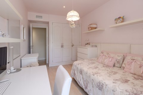 Apartment for sale in Marbella, Malaga, Spain 3 bedrooms, 128 sq.m. No. 166187 - photo 27