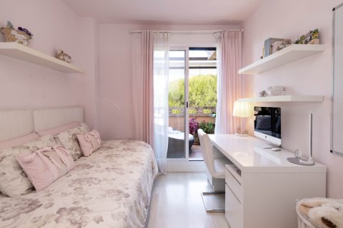 Apartment for sale in Marbella, Malaga, Spain 3 bedrooms, 128 sq.m. No. 166187 - photo 25