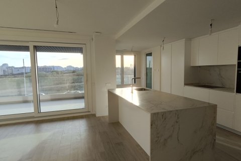 Apartment à louer à Madrid, Espagne, 4 chambres, 200 m2 No. 166188 - photo 9