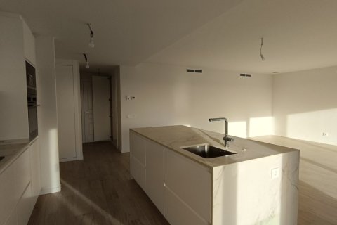 Apartment à louer à Madrid, Espagne, 4 chambres, 200 m2 No. 166188 - photo 5