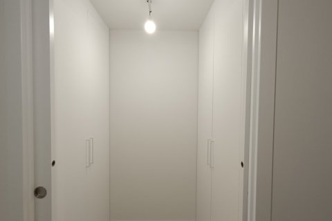 Apartment à louer à Madrid, Espagne, 4 chambres, 200 m2 No. 166188 - photo 25