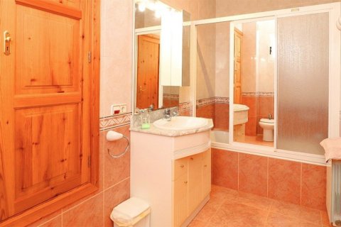 Villa en venta en Alicante, España 3 dormitorios, 180 m2 No. 181144 - foto 17