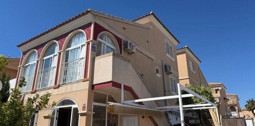 Apartment in La Regia, Alicante, Spain 3 bedrooms, 75 sq.m. No. 181146