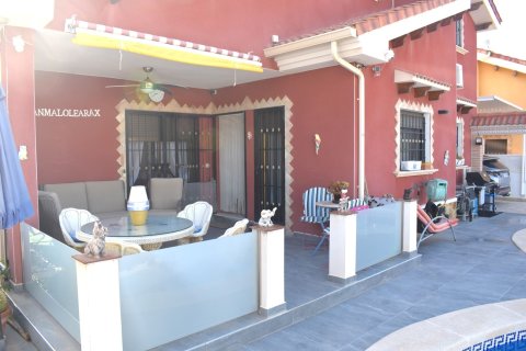 Продажа виллы в Аликанте, Испания 3 спальни, 100м2 №196447 - фото 5