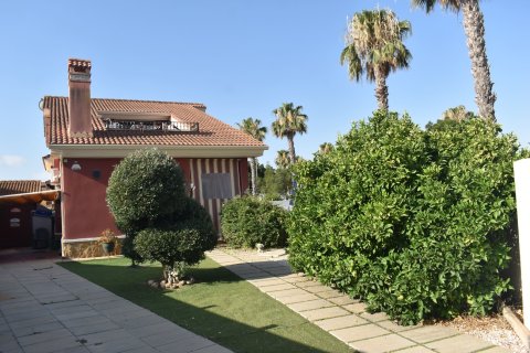 Продажа виллы в Аликанте, Испания 3 спальни, 100м2 №196447 - фото 7