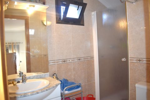 Продажа виллы в Аликанте, Испания 3 спальни, 100м2 №196447 - фото 23