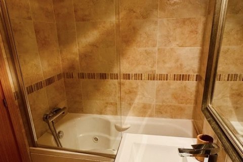 Huoneisto myytävänä Oropesa del Mar, Castellon, Espanja, 2 makuuhuonetta, 61 m2 No. 192223 - kuva 16