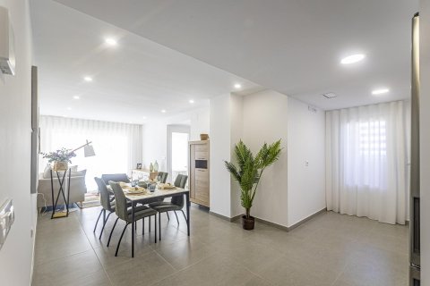 Huoneisto myytävänä La Manga del Mar Menor, Murcia, Espanja, 3 makuuhuonetta, 102 m2 No. 171147 - kuva 10