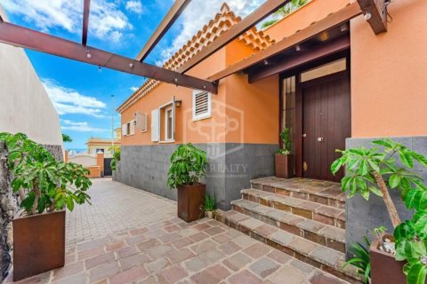 Villa till salu Adeje, Tenerife, Spanien 4 sovrum, 307 kvm. Nr. 139102 - foto 3