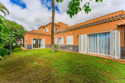Villa till salu Adeje, Tenerife, Spanien 4 sovrum, 307 kvm. Nr. 139102 - foto 4