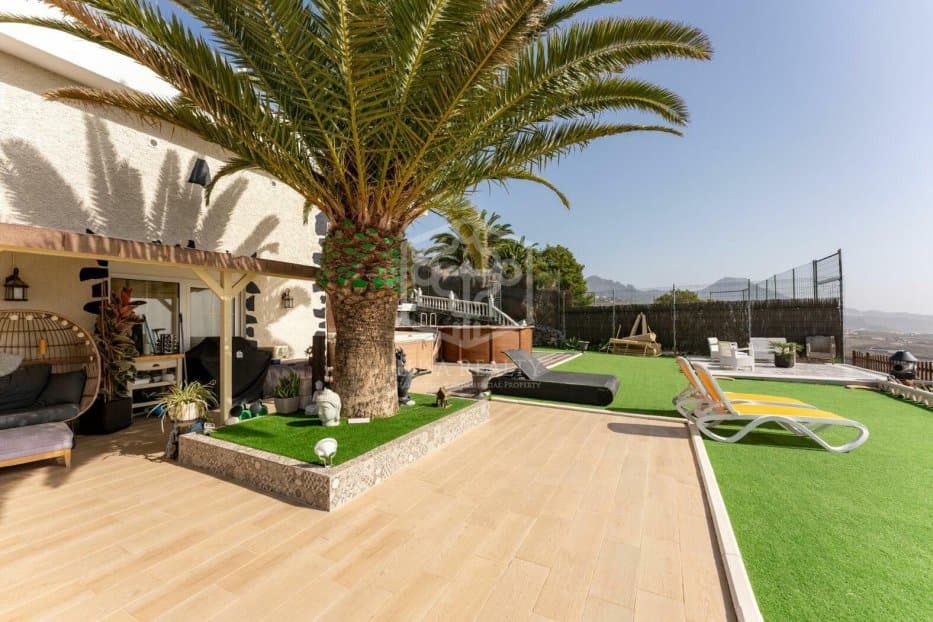 Villa en Adeje, Tenerife, España 11 dormitorios, 769 m2 No. 139101