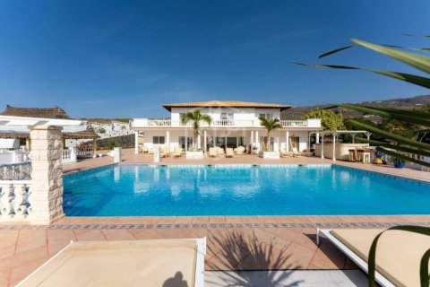 Villa till salu Adeje, Tenerife, Spanien 11 sovrum, 769 kvm. Nr. 139101 - foto 1