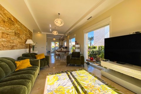 Villa pārdošanā La Zenia, Alicante, Spānijā 4 istabas, 307 m2 Nr. 144812 - attēls 19