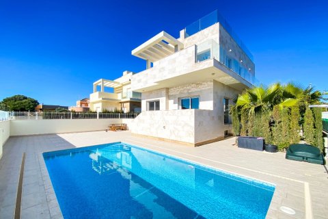 Villa pārdošanā La Zenia, Alicante, Spānijā 4 istabas, 307 m2 Nr. 144812 - attēls 5