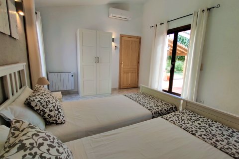 Finka w Manacor, Mallorca, Hiszpania 4 sypialnie, 439 mkw. nr 140529 – zdjęcie 17